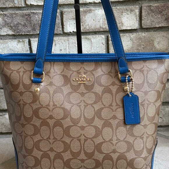 COACH SIGNATURE MONOGRAM CANVAS AND LEATHER TOTE Women's Shoulder Bag - Picture 4 of 16